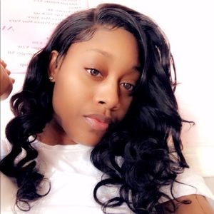 Meet your Posher, Kendra